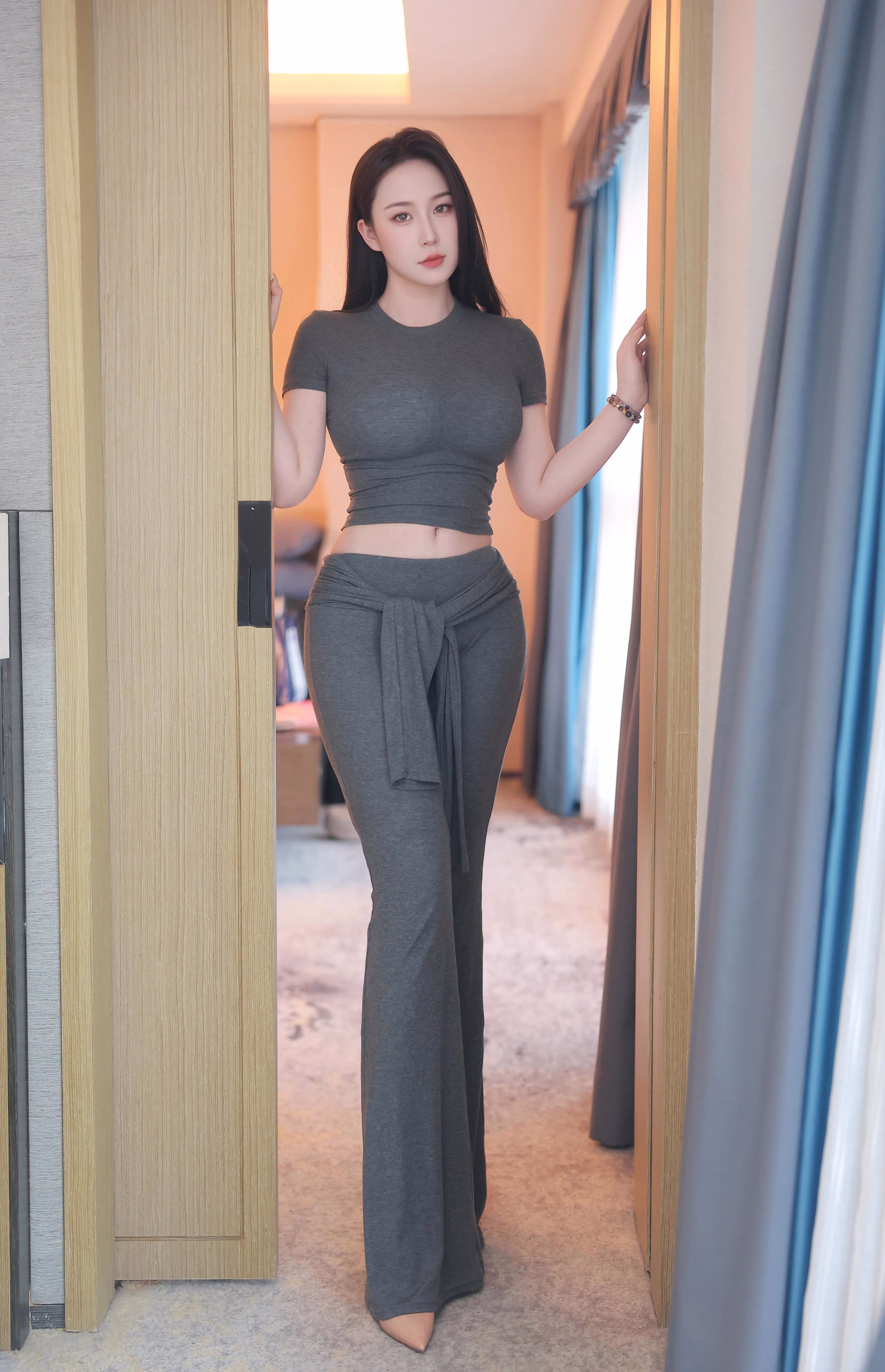 [林昔予yorki] [丰满/爆乳写真] 私房美胸套图[99P]-软桃社
